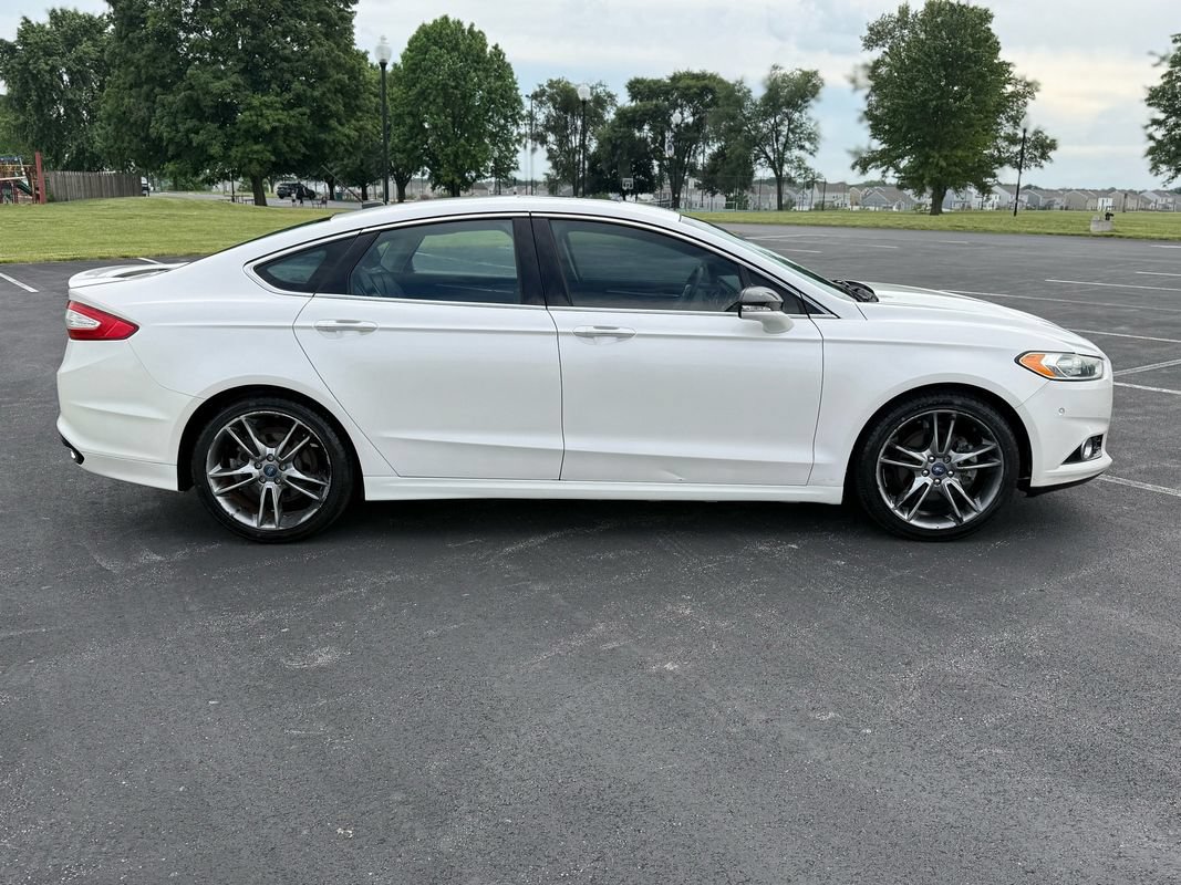 Used 2013 Ford Fusion Titanium FWD image 4