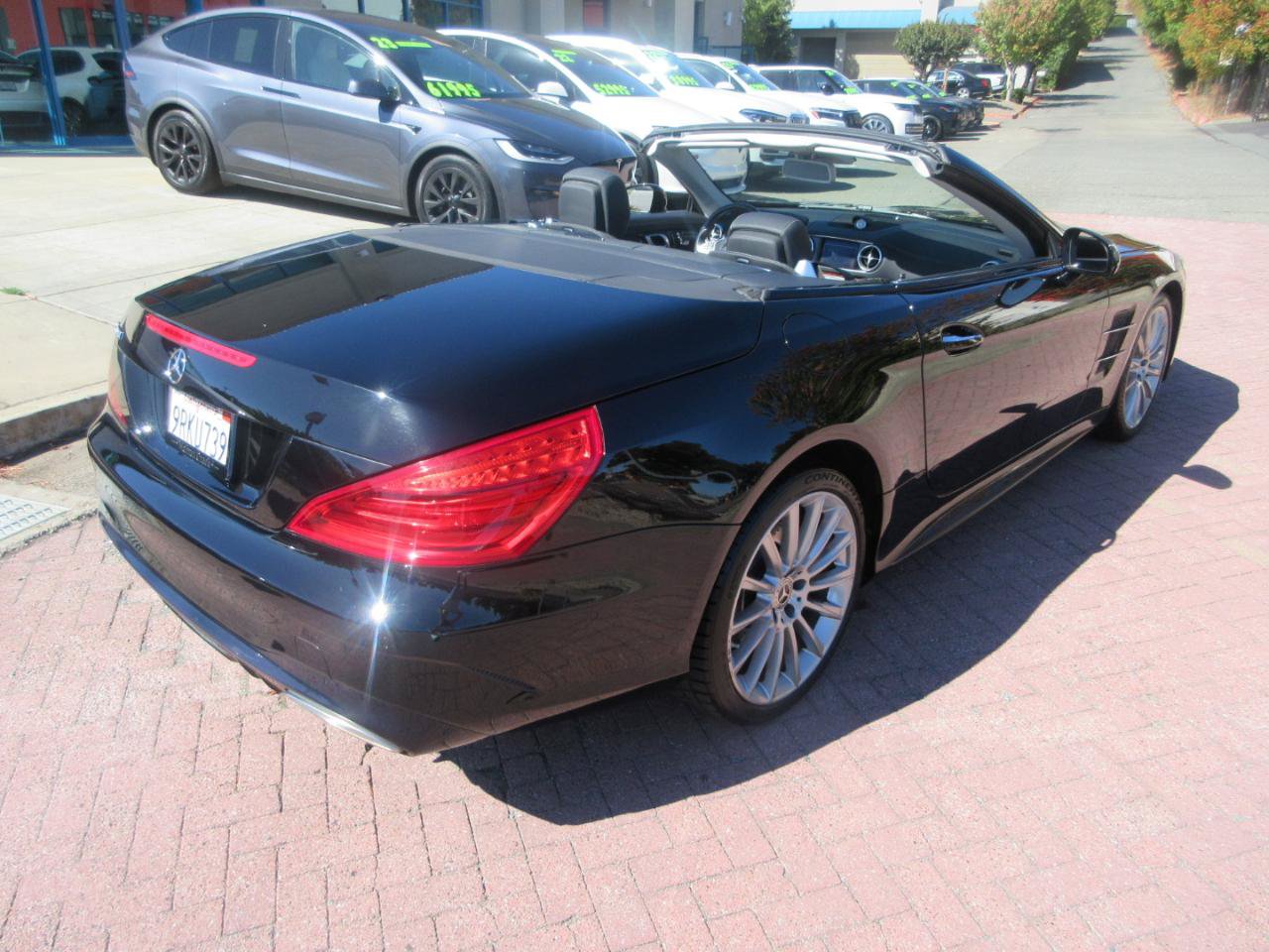 Used 2017 Mercedes-Benz SL 550 image 78