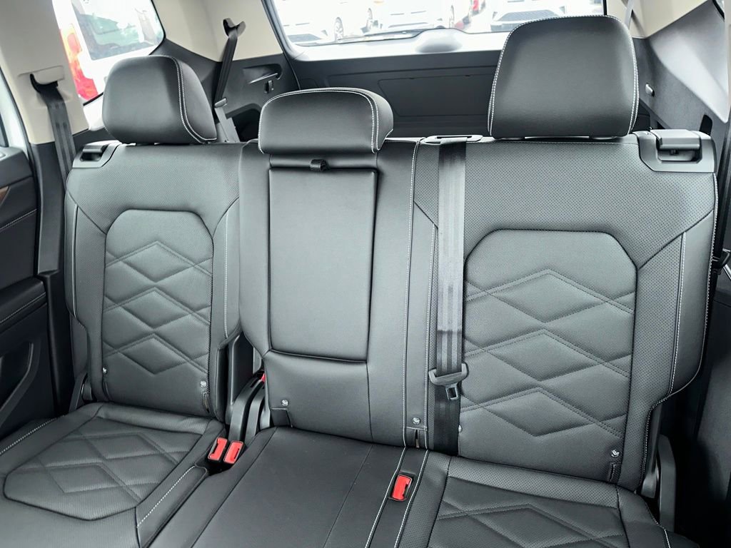 New 2026 Volkswagen Atlas SE image 23