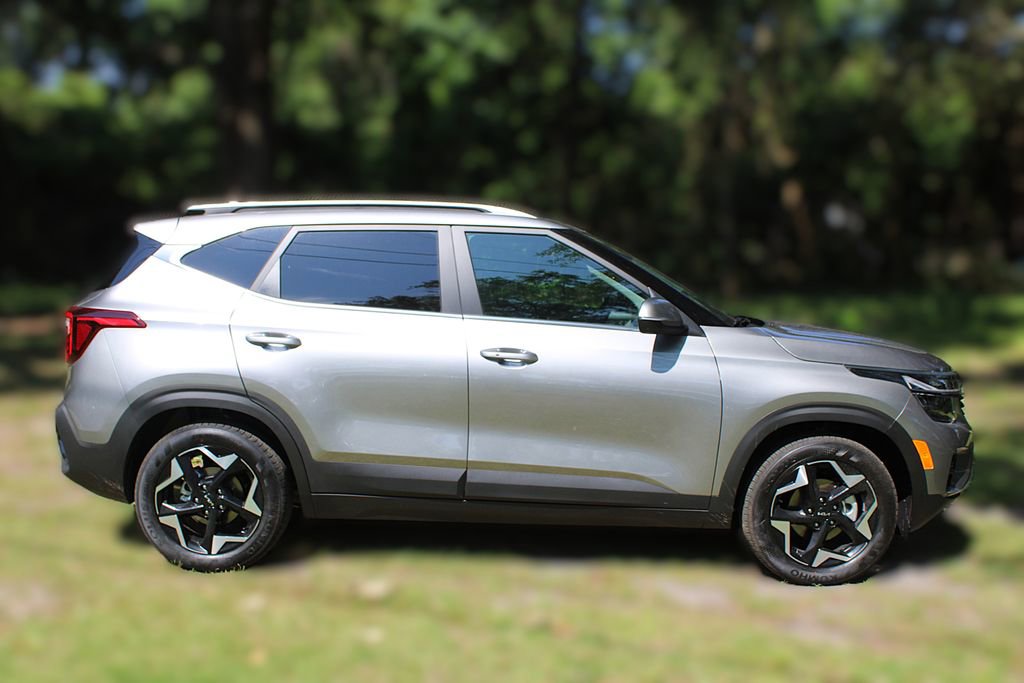 New 2026 Kia Seltos EX image 5