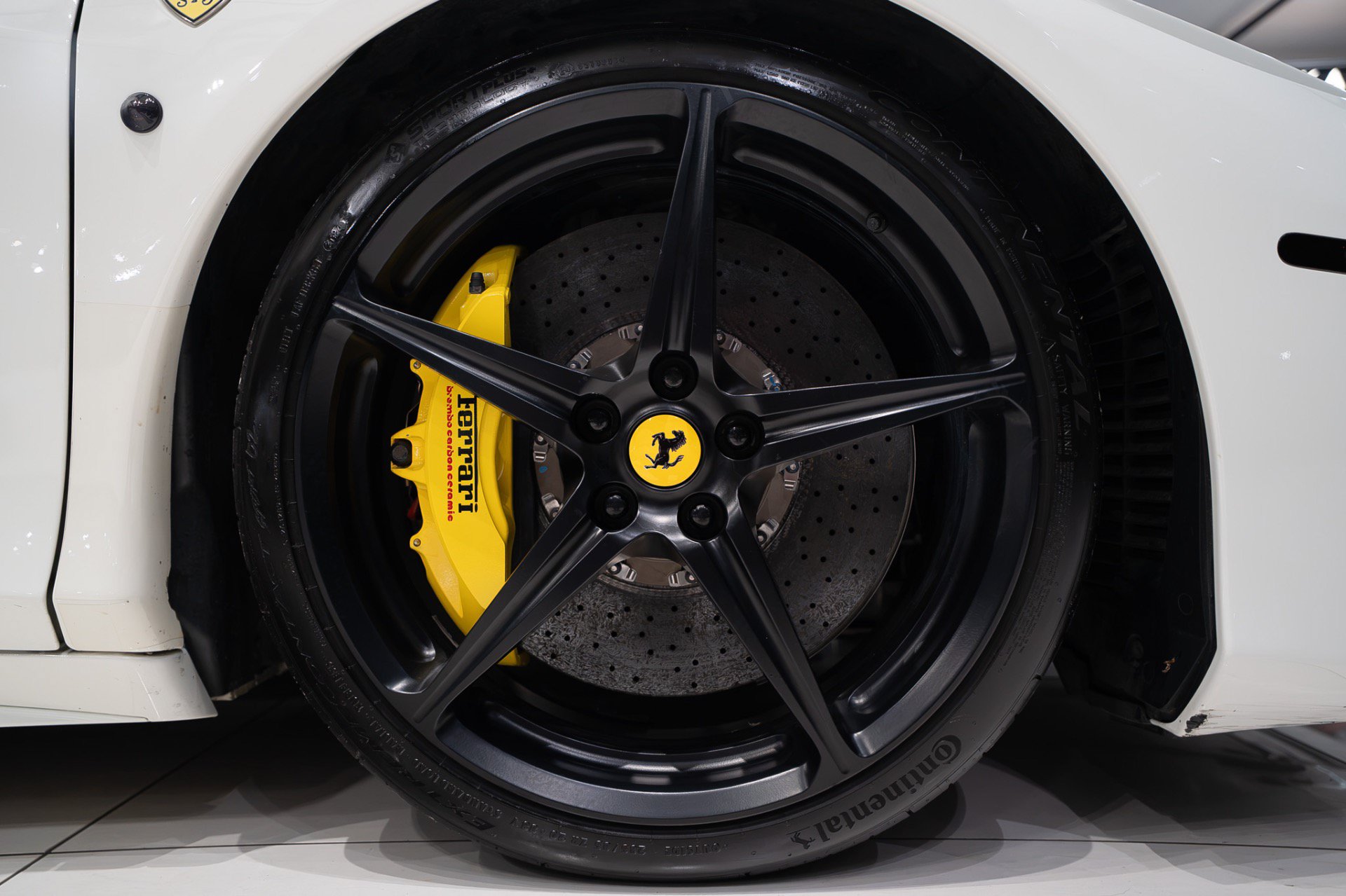 Used 2013 Ferrari 458 Spider RWD image 52