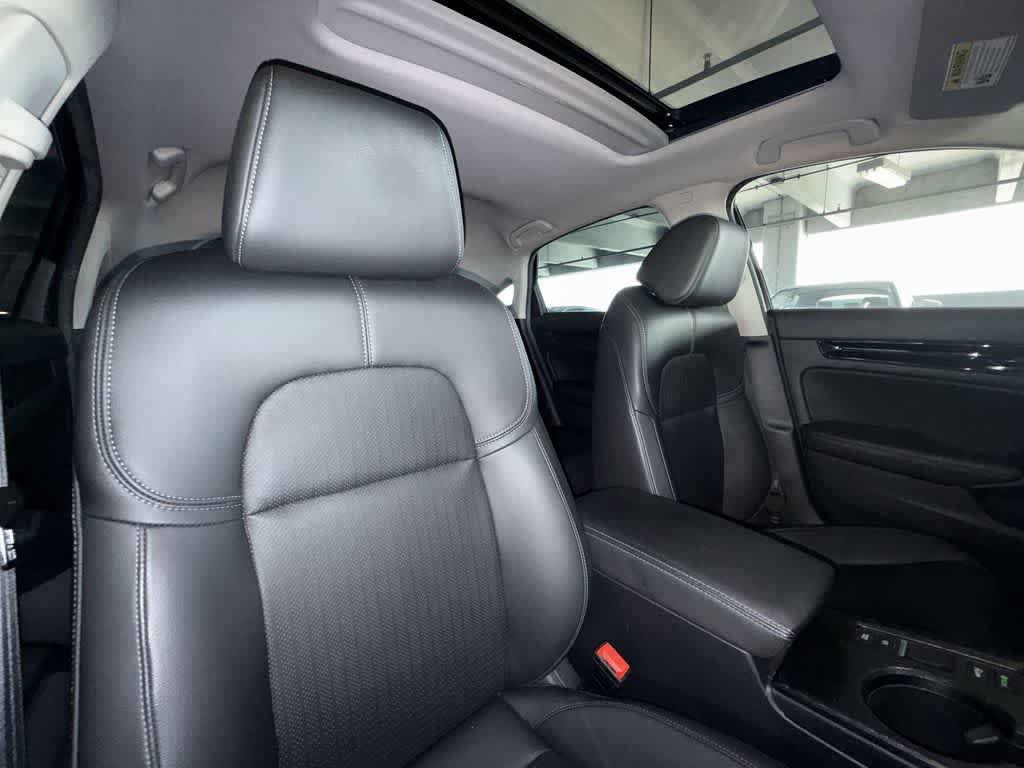 Used 2024 Honda Civic EX-L image 27