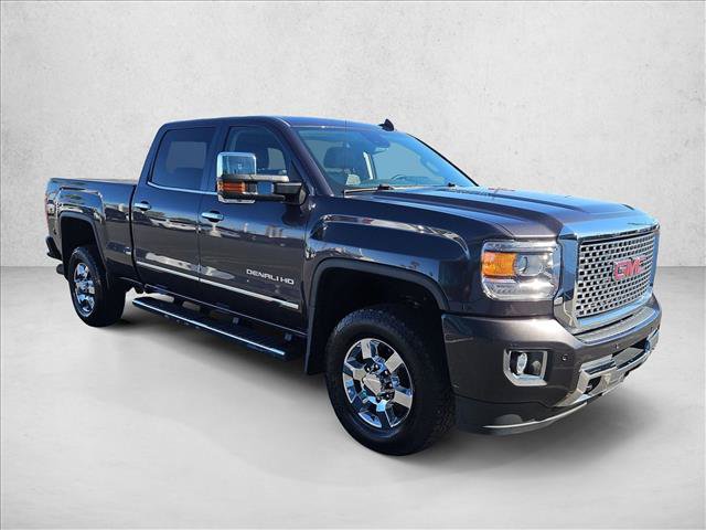 Used 2016 GMC Sierra 3500 Denali w/ Duramax Plus Package AWD/4WD video 3