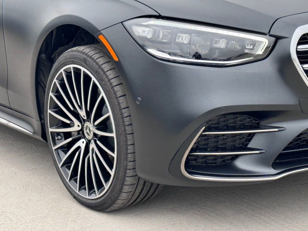 Used 2024 Mercedes-Benz S 500 4MATIC image 4