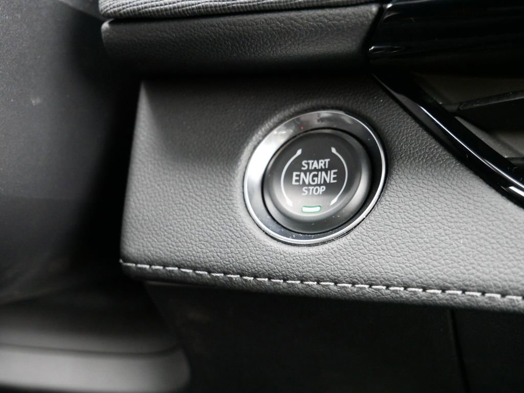 Used 2025 Buick Enclave Sport Touring image 27