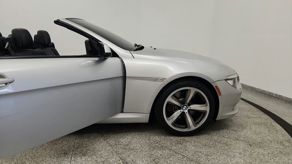 Used 2010 BMW 650i Convertible RWD image 36