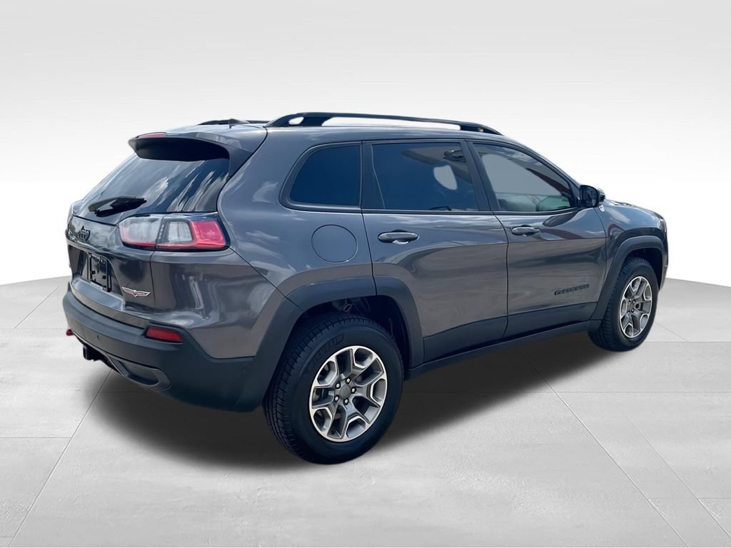 Used 2023 Jeep Cherokee Trailhawk w/ Sun & Sound Group AWD/4WD image 8