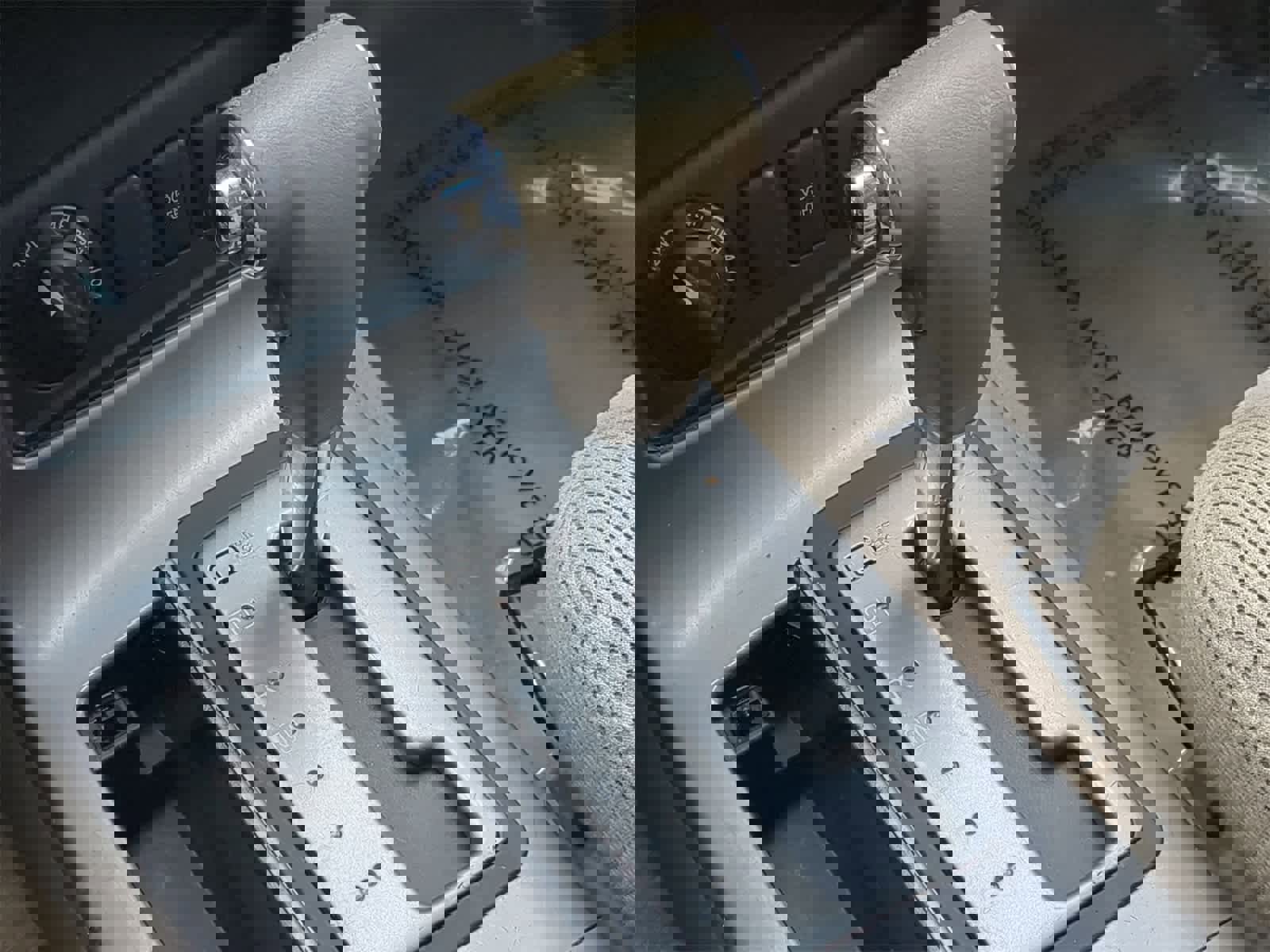 Used 2007 Nissan Pathfinder SE w/ SE Premium Pkg image 38