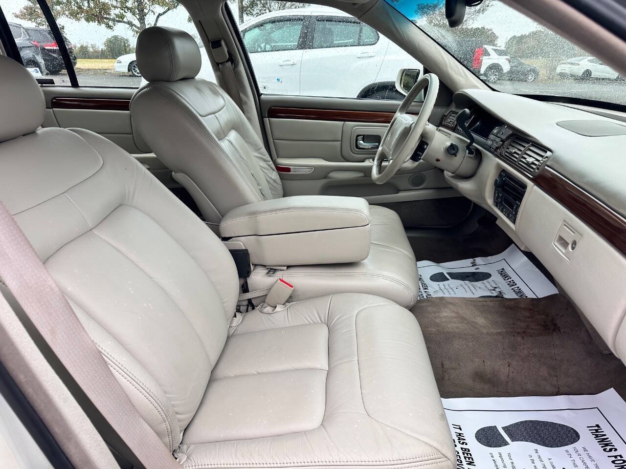 Used 1998 Cadillac De Ville D'Elegance w/ Safety/Security Pkg FWD image 27