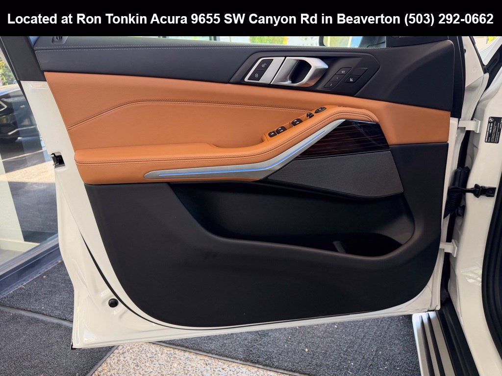 Used 2025 BMW X5 xDrive40i w/ Climate Comfort Package AWD/4WD image 12