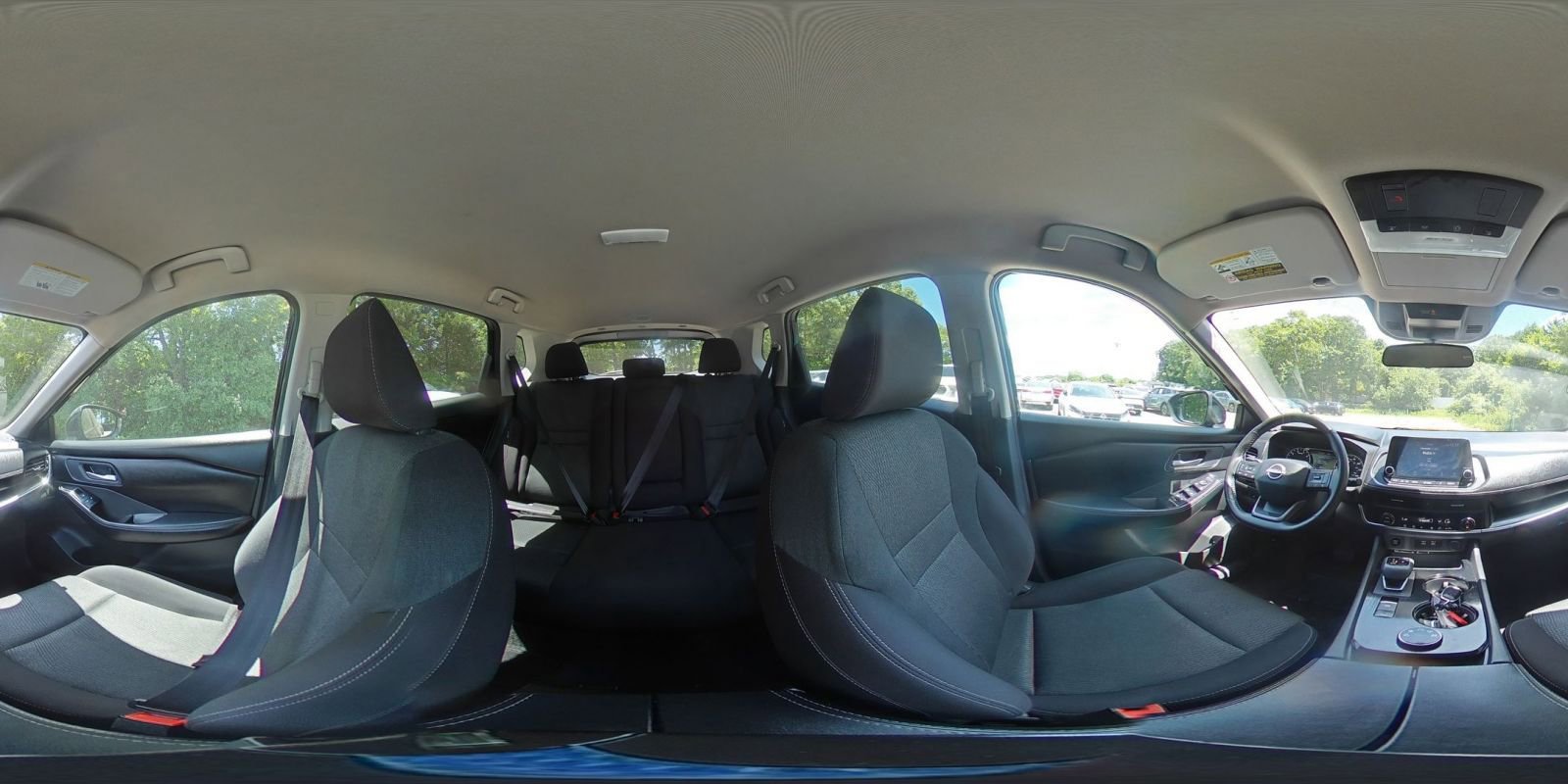 Used 2025 Nissan Rogue SV AWD/4WD image 44