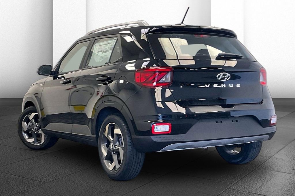 New 2026 Hyundai Venue SEL image 3