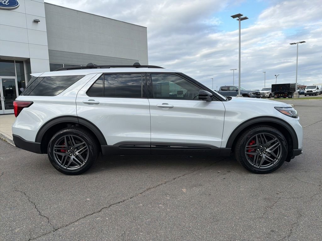 New 2026 Ford Explorer ST w/ Sun And Sound Package image 2