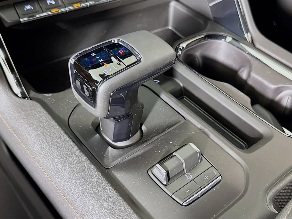 New 2026 GMC Sierra 1500 AT4 w/ AT4 Premium Package AWD/4WD image 11