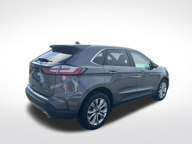 Used 2024 Ford Edge Titanium AWD/4WD image 5
