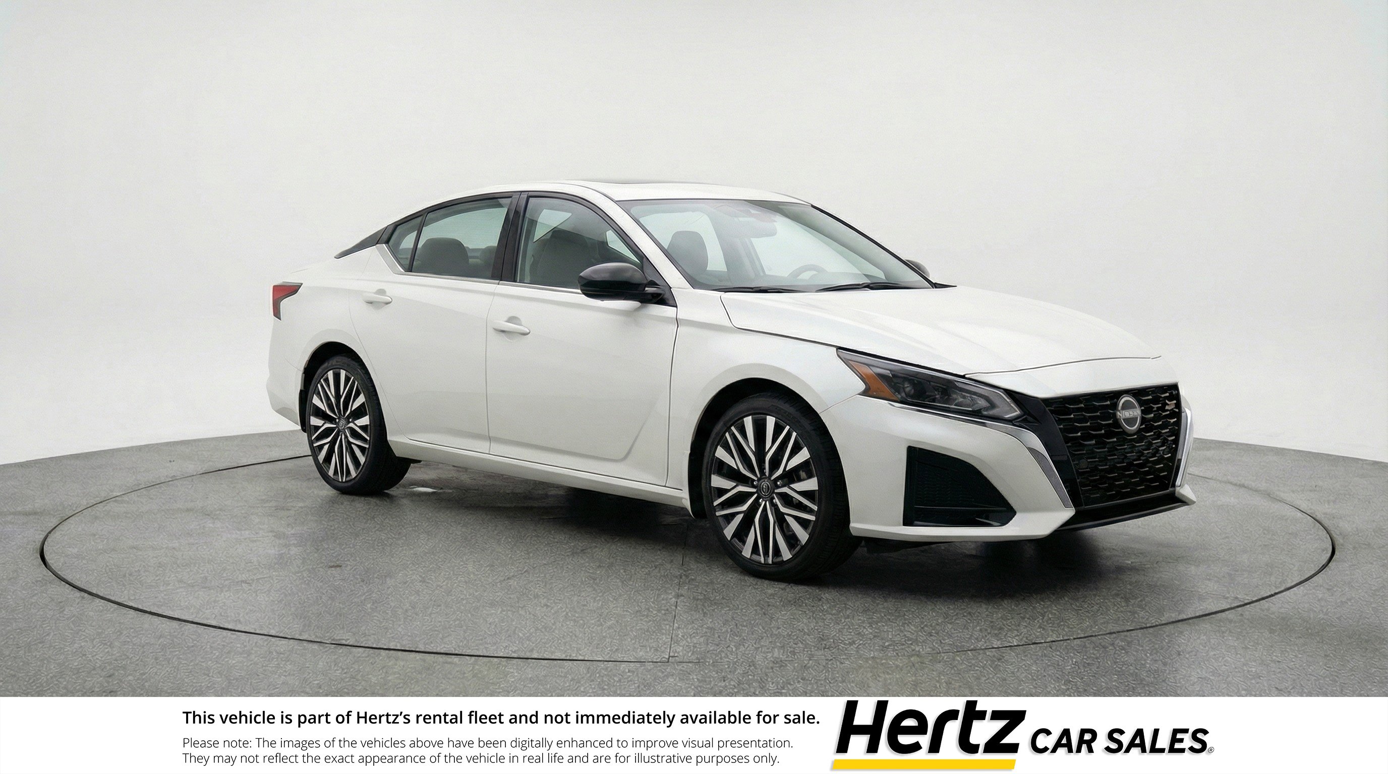 Used 2025 Nissan Altima 2.5 SV image 1