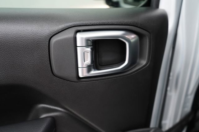 Used 2024 Jeep Wrangler Sport image 44