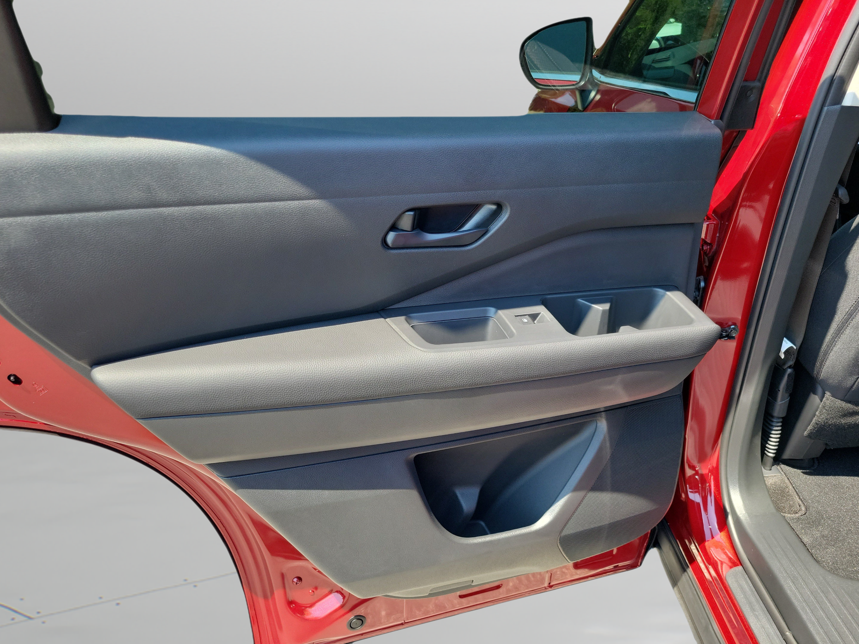 New 2026 Nissan Pathfinder SV w/ Cargo Package FWD image 9