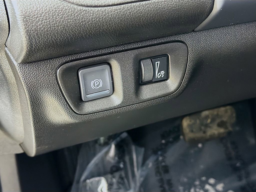 Used 2023 GMC Acadia SLE w/ Driver Convenience Package image 28