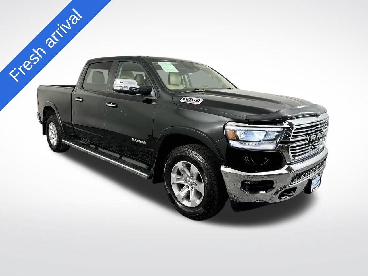 Used 2021 RAM 1500 Laramie AWD/4WD image 1
