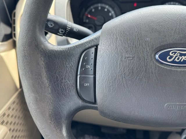 Used 2014 Ford E-350 and Econoline 350 XLT RWD image 34