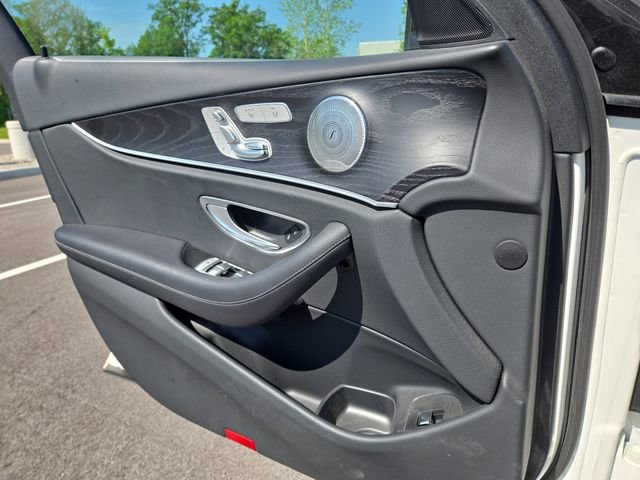 Certified 2019 Mercedes-Benz E 300 4MATIC image 18