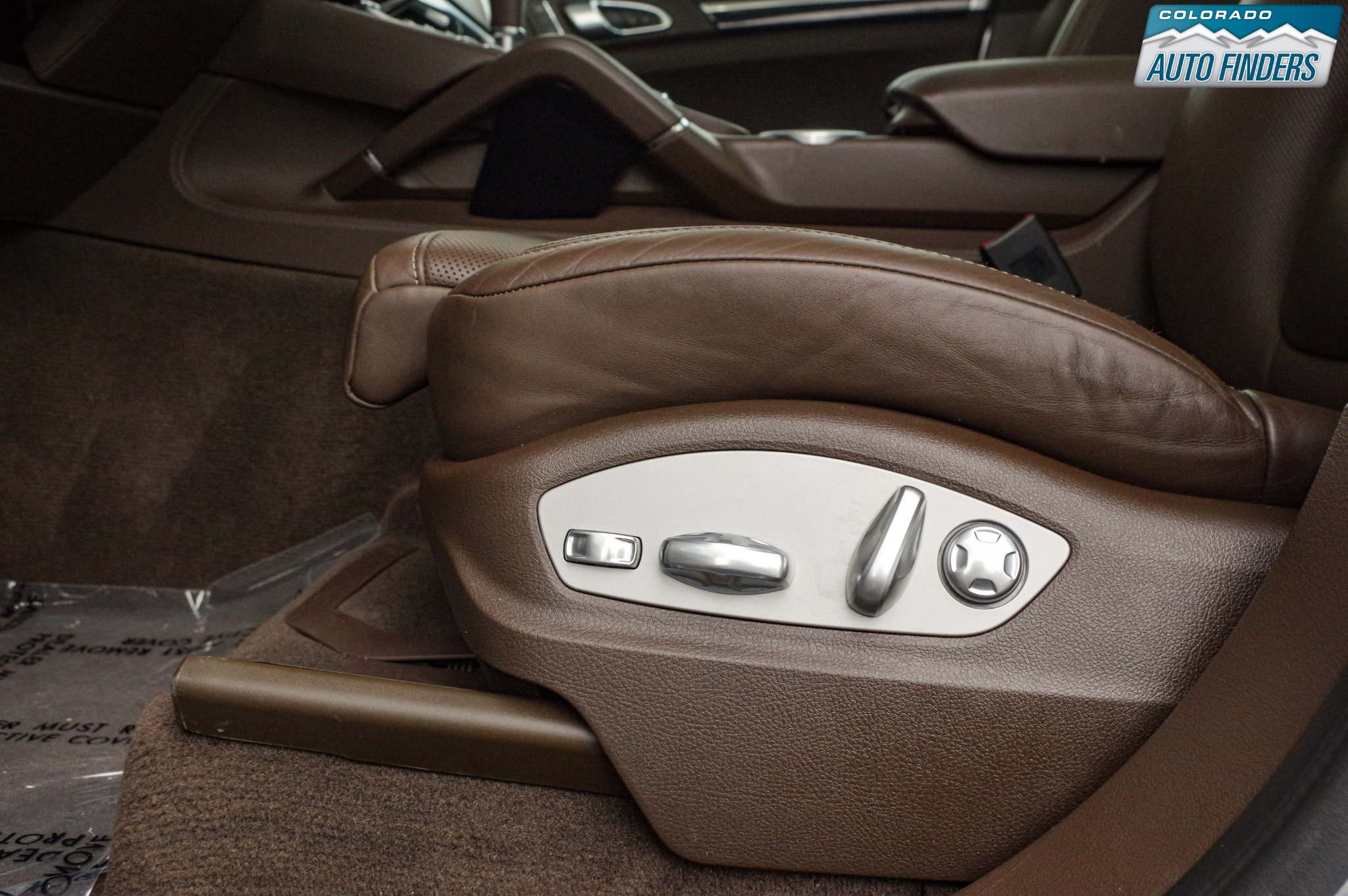 Used 2017 Porsche Cayenne S image 11