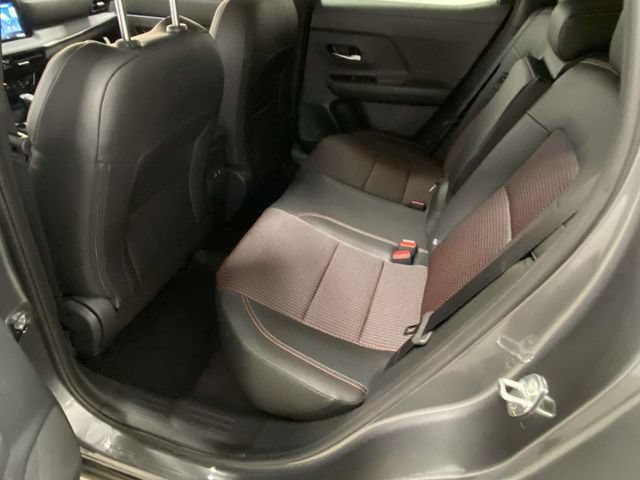New 2026 Nissan Kicks SR w/ Cold Weather Package FWD image 9