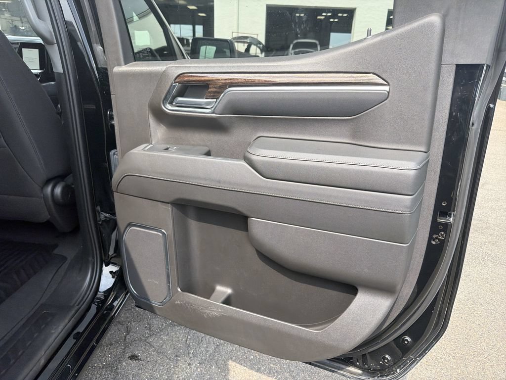 Used 2024 GMC Sierra 1500 Elevation AWD/4WD image 16