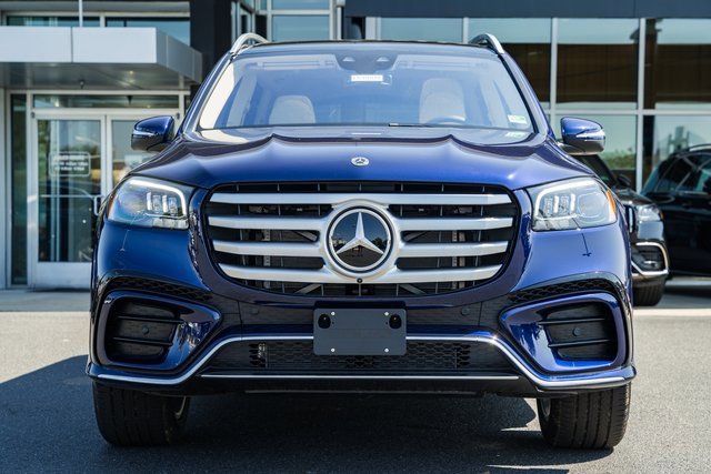 New 2026 Mercedes-Benz GLS 450 4MATIC image 2
