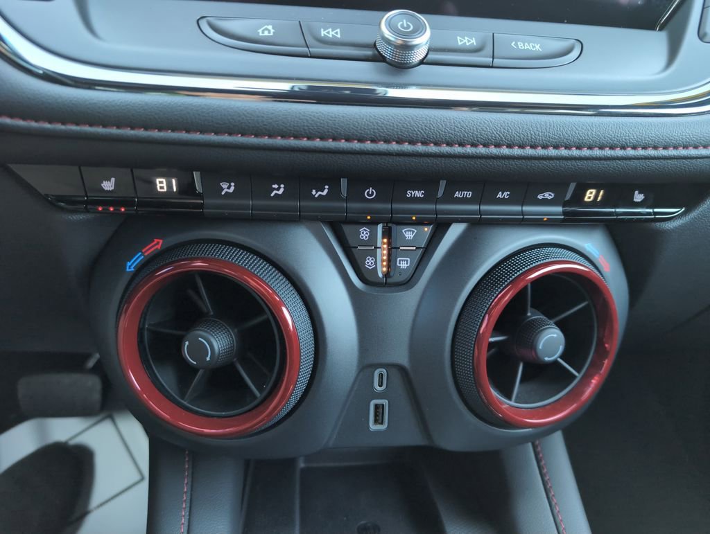 Used 2024 Chevrolet Blazer RS image 28