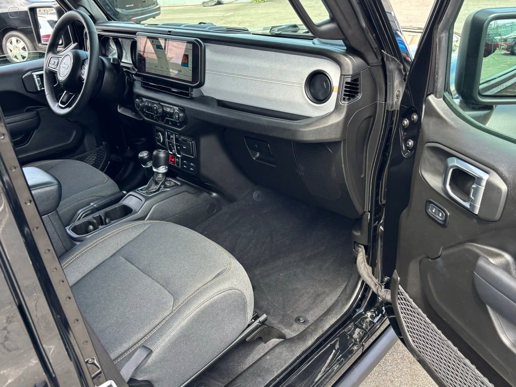 Used 2025 Jeep Wrangler Unlimited Sport S 4xe image 28