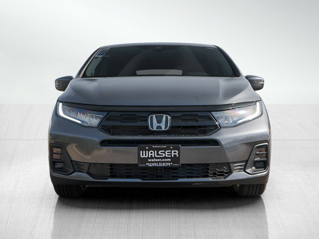 New 2026 Honda Odyssey Touring image 2