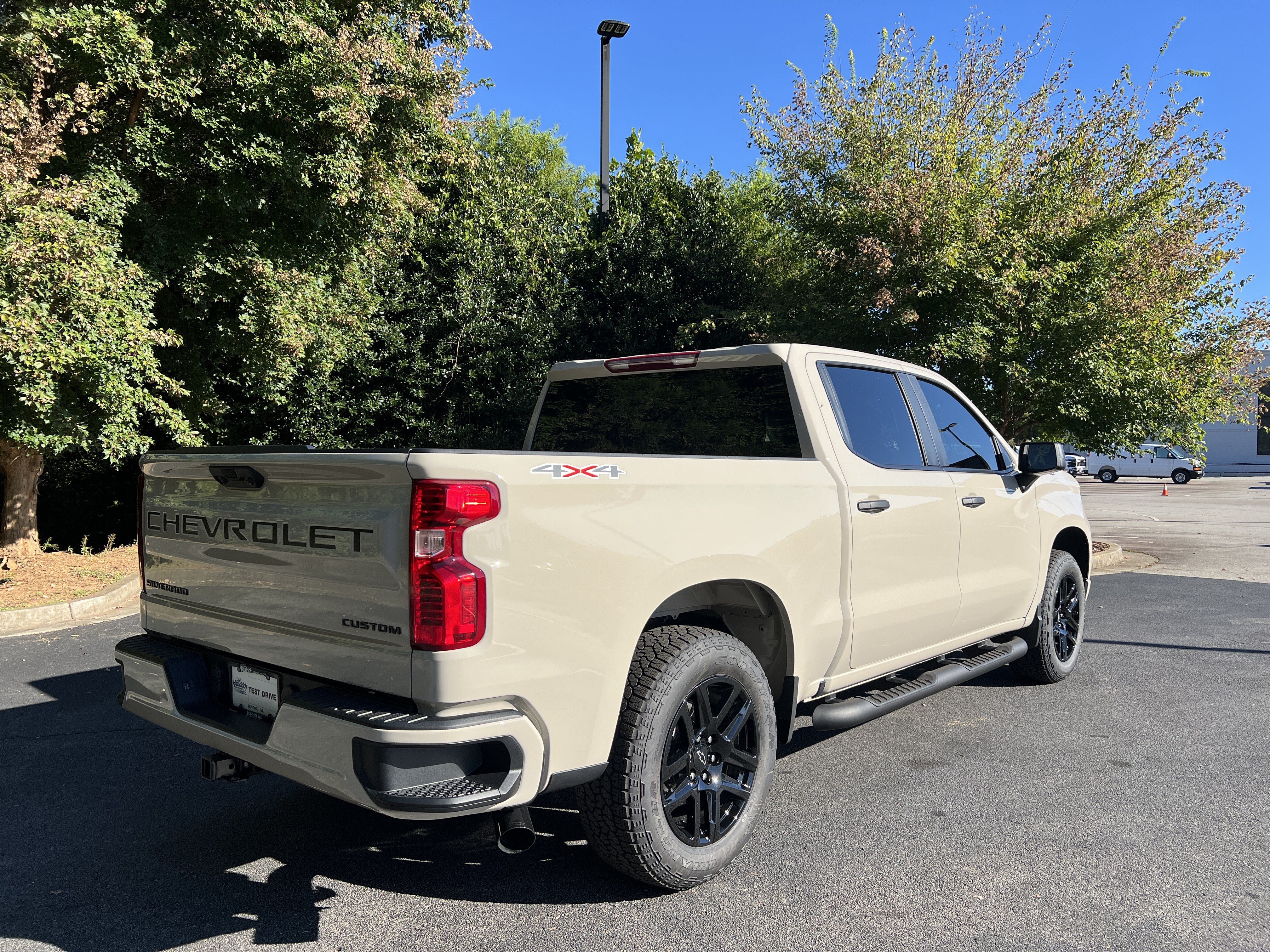 New 2026 Chevrolet Silverado 1500 Custom w/ Turbomax Blackout Package AWD/4WD image 9