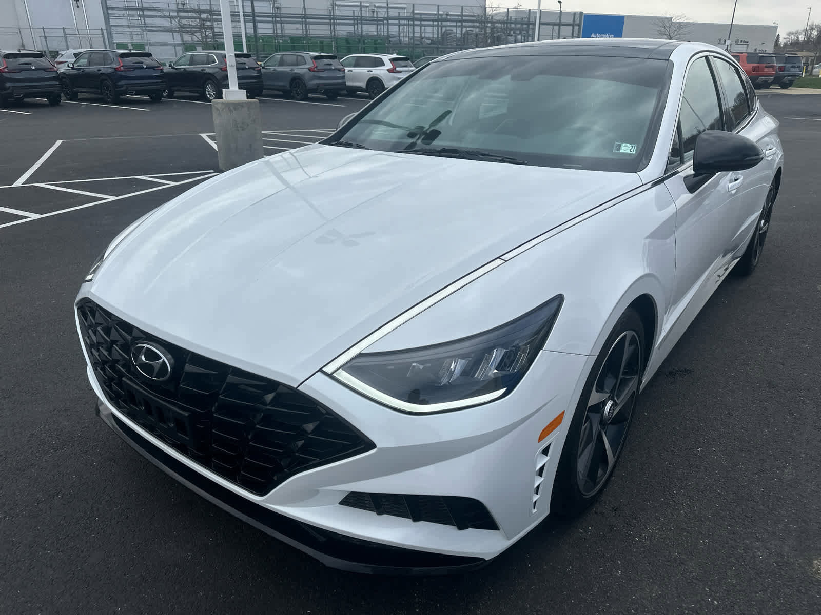 Used 2023 Hyundai Sonata SEL Plus image 4