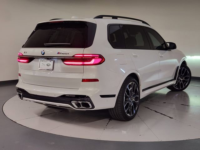 Used 2026 BMW X7 M60i w/ Executive Package image 2