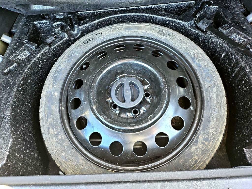 Used 2016 GMC Terrain SLE image 29