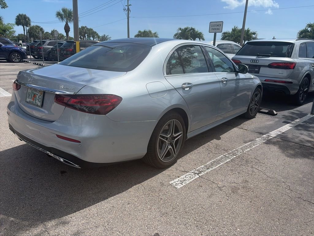 Used 2021 Mercedes-Benz E 450 4MATIC Sedan image 5