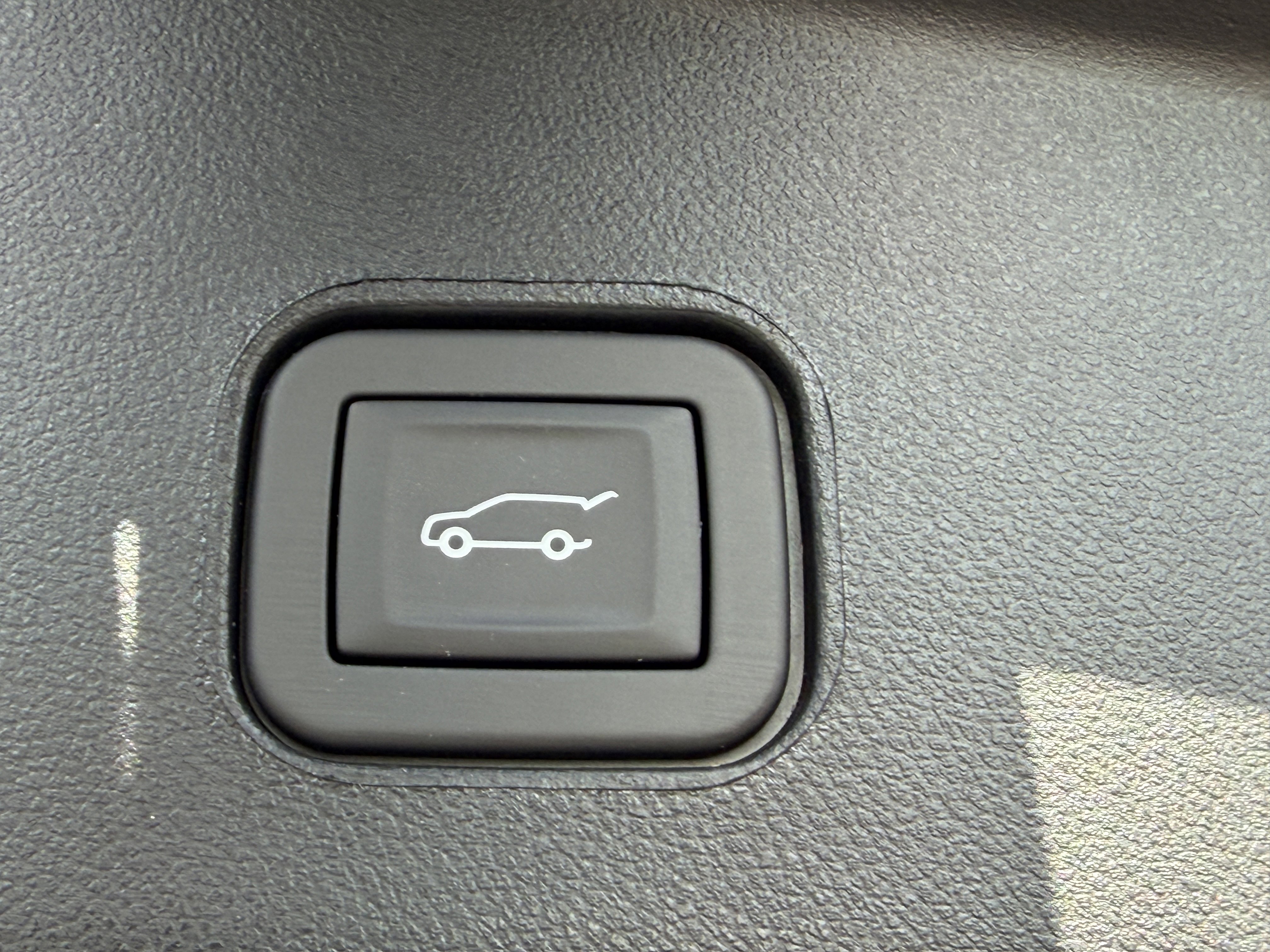 Certified 2026 Cadillac Lyriq V w/ Exterior Carbon Fiber Package image 11