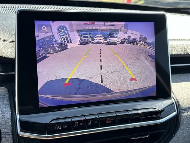 Used 2023 Jeep Compass Sport image 20