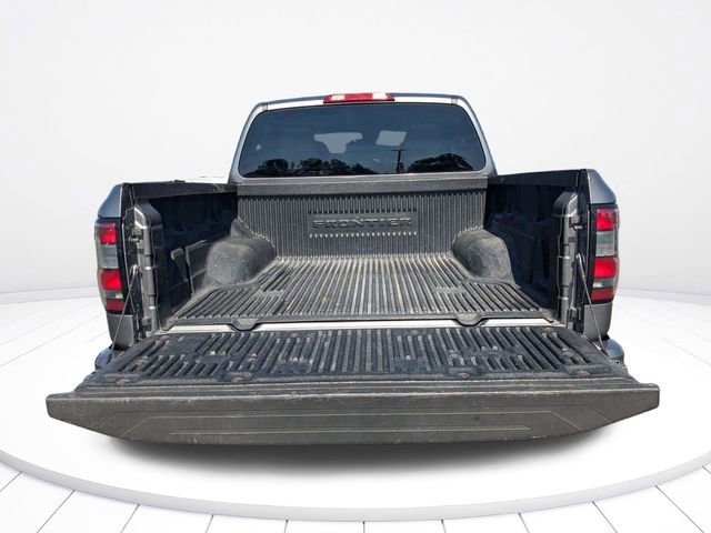 Used 2022 Nissan Frontier SV w/ Technology Package image 12