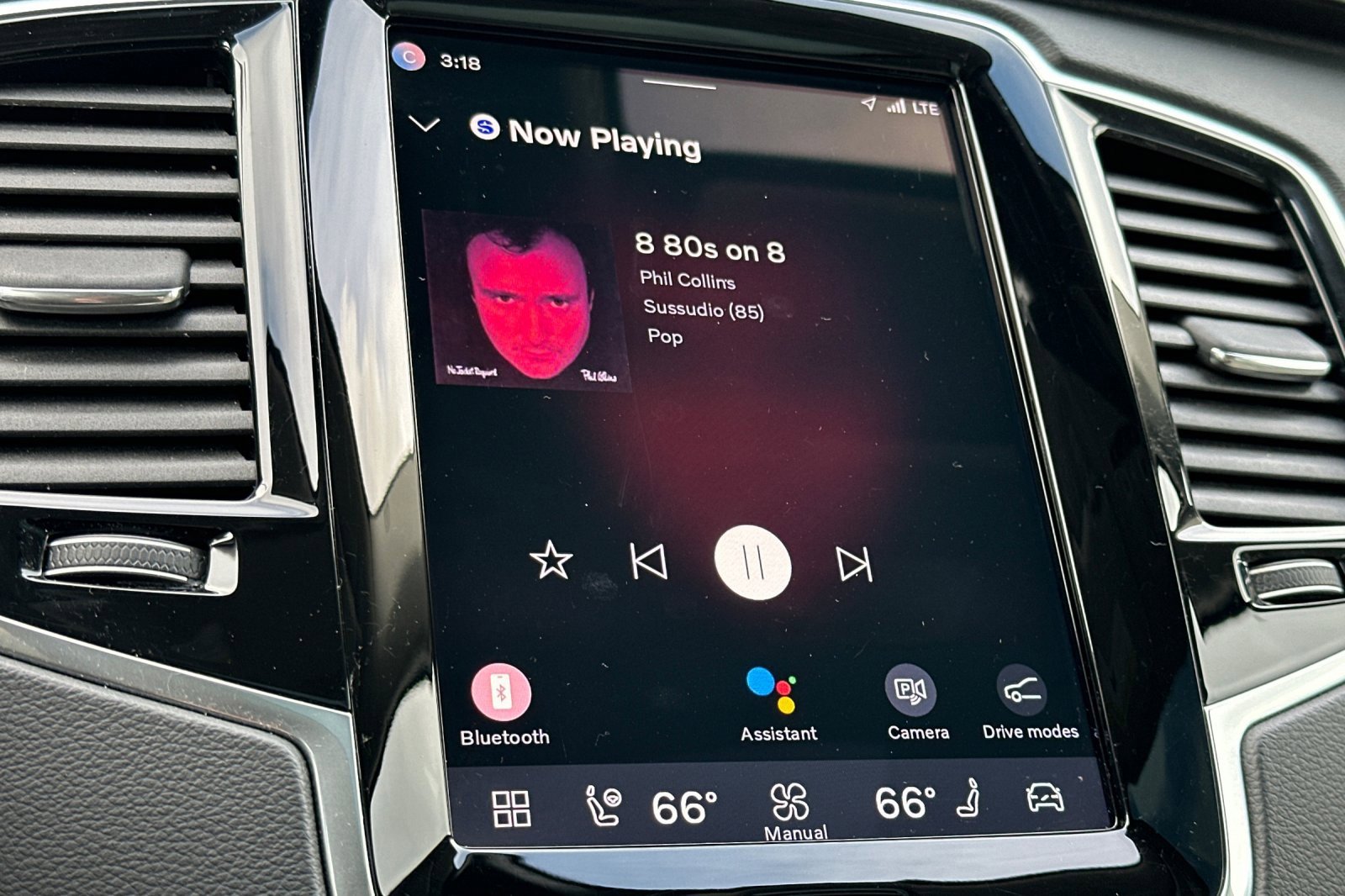 Used 2023 Volvo XC90 T8 Ultimate image 22