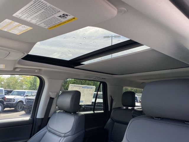 New 2026 Ford Expedition Max Active RWD image 16