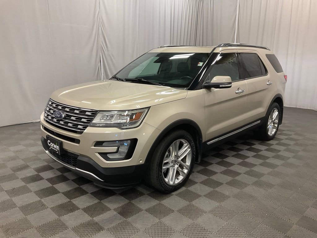 Used 2017 Ford Explorer Limited w/ Equipment Group 301A image 4