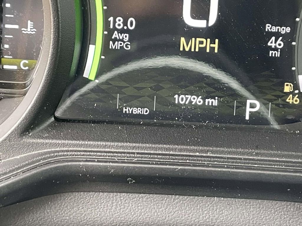 Used 2025 Jeep Wrangler Unlimited Sahara w/ Safety Group image 23