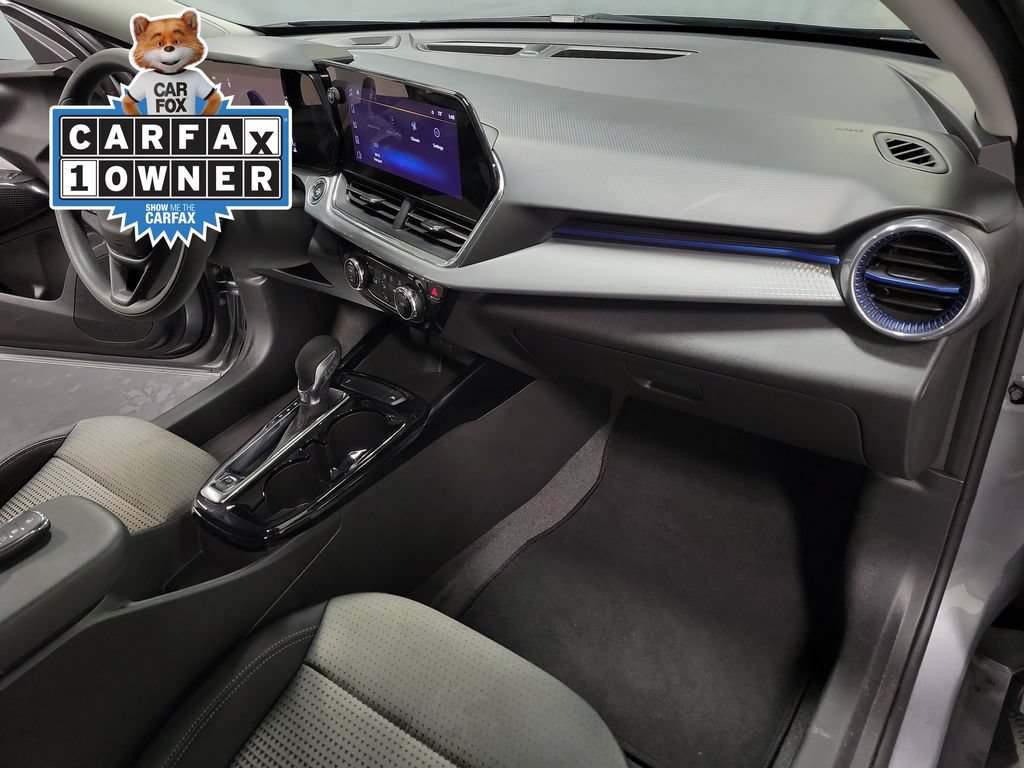 Used 2026 Chevrolet Trax LT FWD image 31