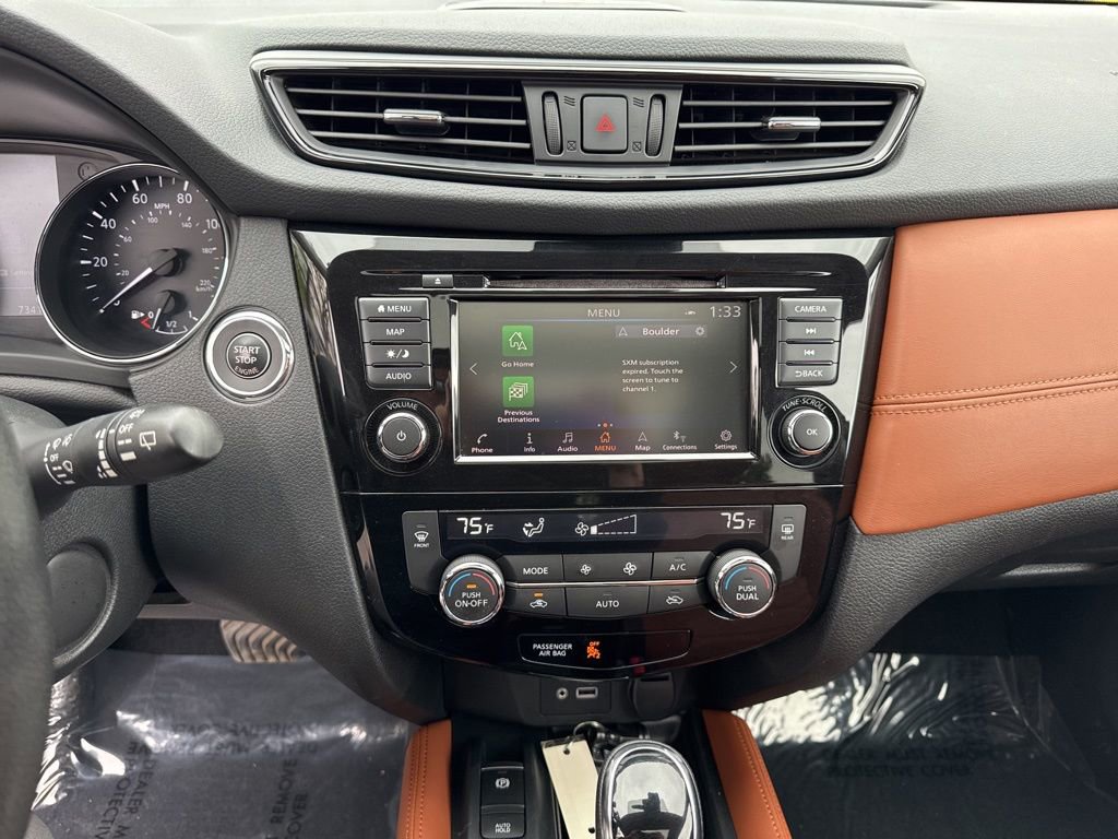 Used 2019 Nissan Rogue SL w/ Premium Package AWD/4WD image 17