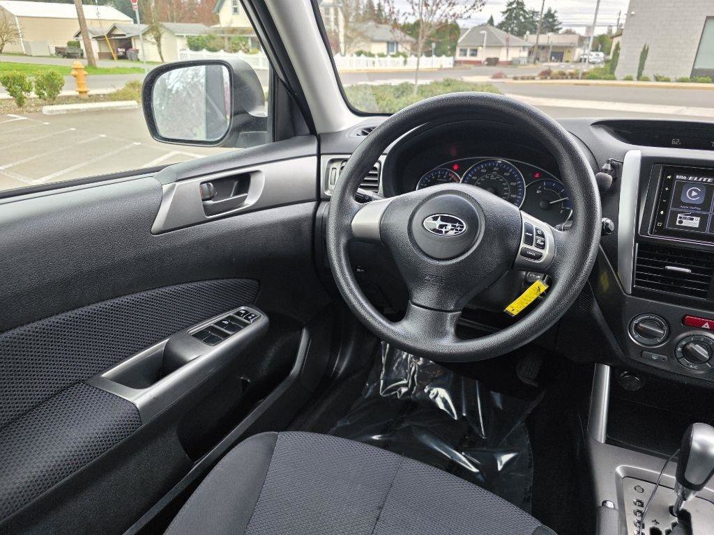 Used 2011 Subaru Forester 2.5X w/ Alloy Wheel Value Pkg image 11