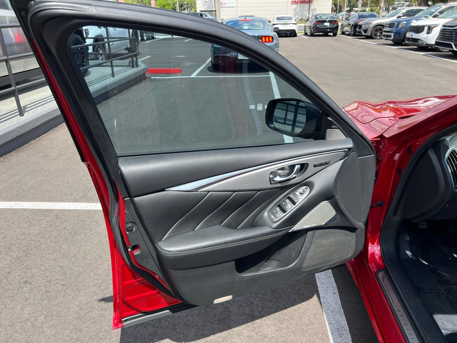 Used 2022 INFINITI Q50 Luxe w/ Cargo Package AWD/4WD image 24