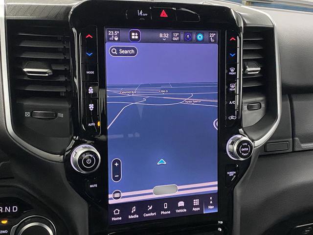 New 2026 RAM 1500 4x4 Crew Cab image 10